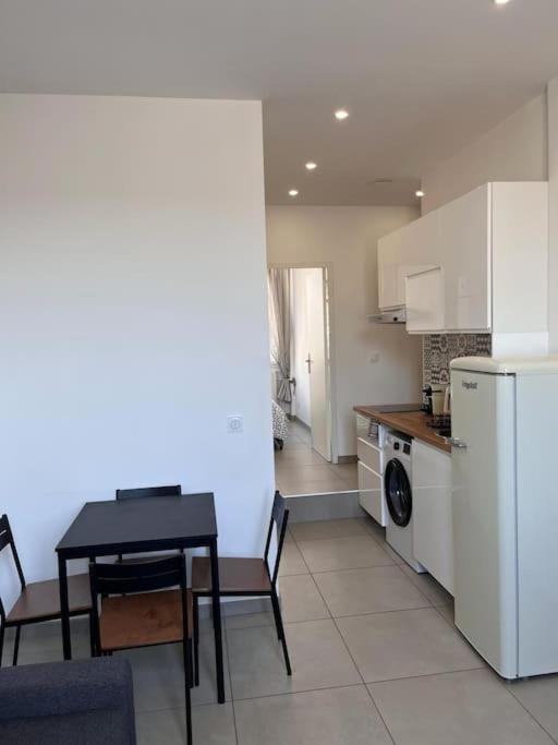 Le Pressense 2 Apartment Venissieux Ngoại thất bức ảnh